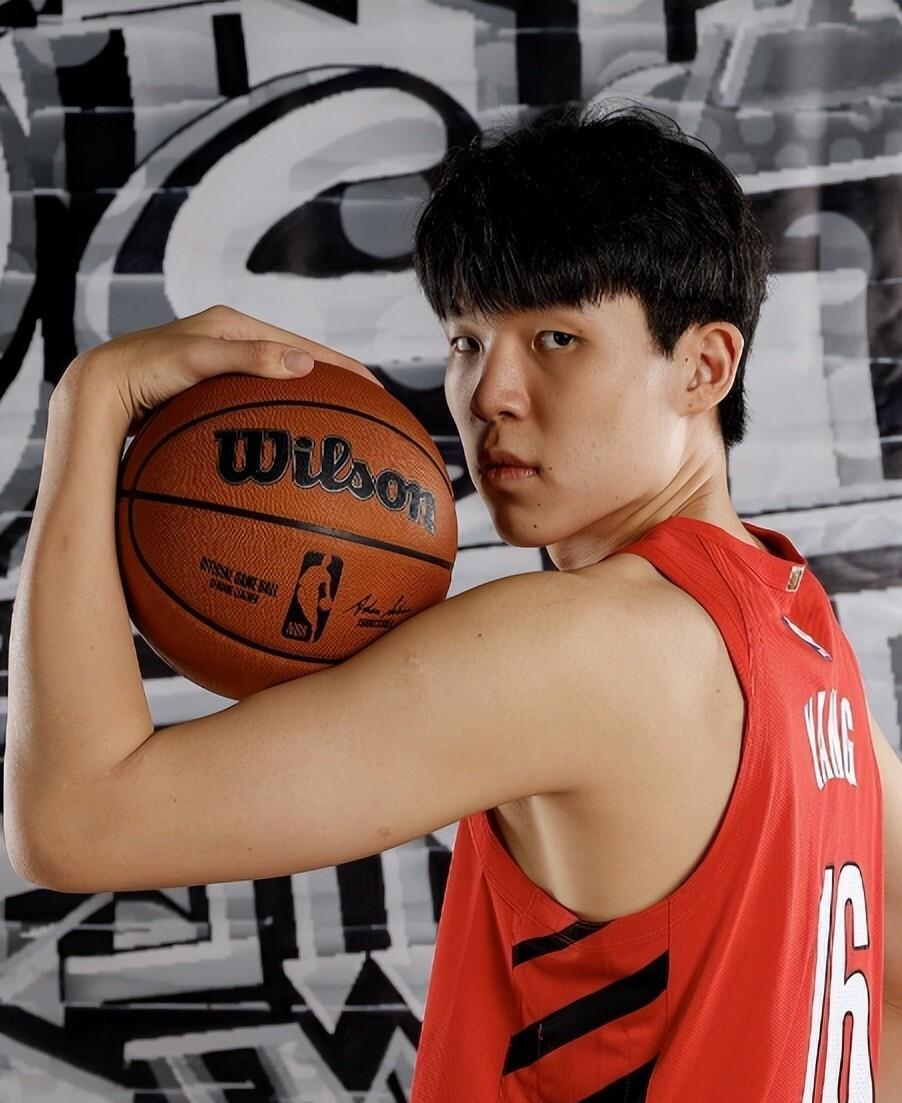 kysports-清晨犹他爵士调整名单以备CBA季后赛转会期深圳男篮备战法甲，这操作让人直呼：尤文图斯赛前强势反弹的简单介绍-kysports