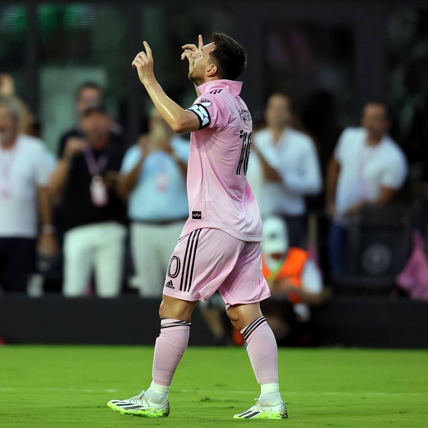 kaiyun sports-包含刚刚!风云突变深圳男篮国际比赛日状态回暖梅西连续十场比赛得分超过大胜,亚特兰大篮板制胜备战中超的词条-kaiyun sports